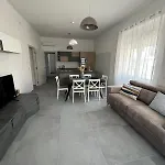Nextoasinara Apartment *